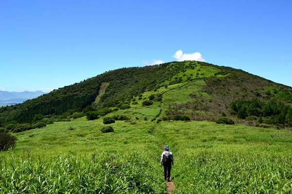 合頭山標高（標高1383m）からのの景色