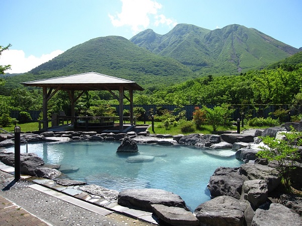 景観に優れた「山恵の湯」