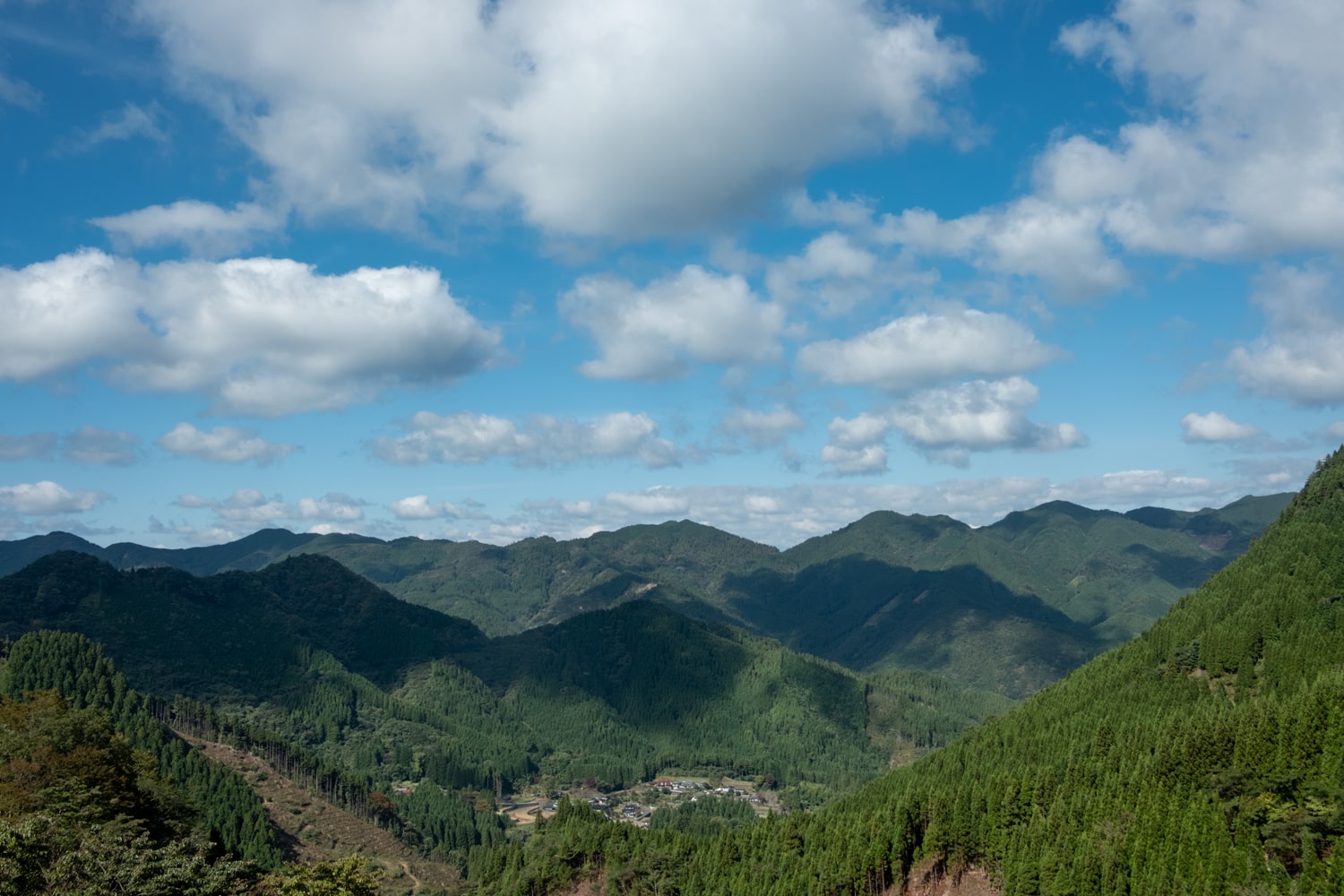 Tsue Sanzan (Mt. Gozen, Mt. Shaka, Mt. Toka)